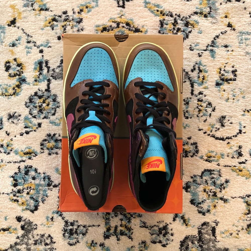 Nike Dunk High NL “Undefeated” (Clerks Pack)